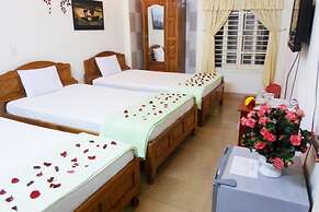Lucky House Hotel