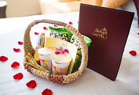 Grand Mango Hotel