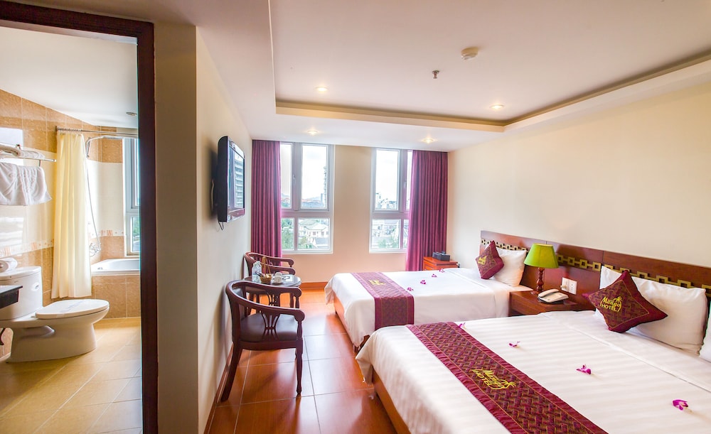 Grand Mango Hotel