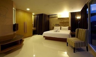 The Loft 77 Hotel