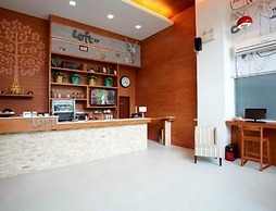 The Loft 77 Hotel