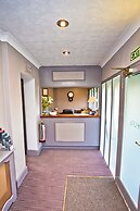 Wards Hotel