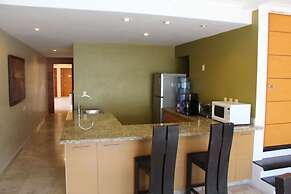 Koox La Mar CondHotel