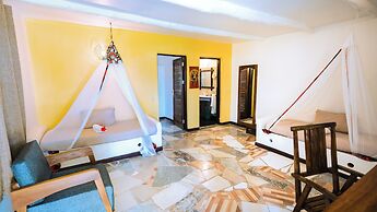 Paradise Beach Resort