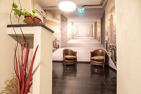 27 Montefiore TLV