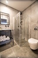 27 Montefiore TLV