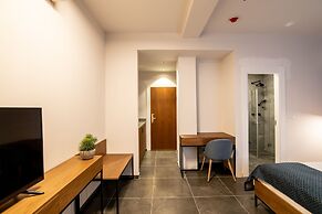 27 Montefiore TLV