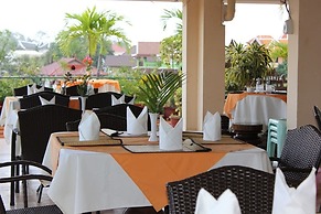 Siem Reap Riverside Hotel