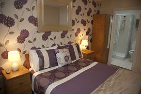 Arch House Apartments