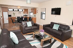 Arch House Apartments