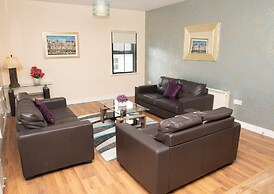Arch House Apartments