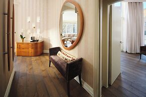 Hotel Xenia, Autograph Collection