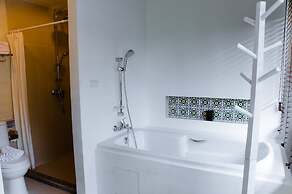 Acca Patong Apartments