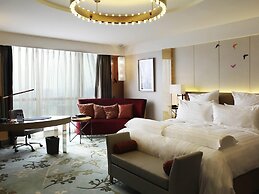 Pullman Linyi Lushang