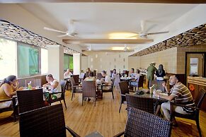 Kaani Beach Hotel