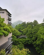 Hanamurasaki