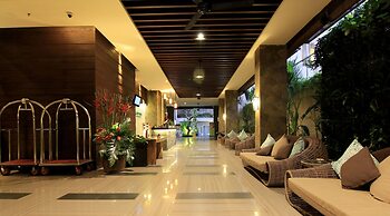Grand Ixora Kuta Resort