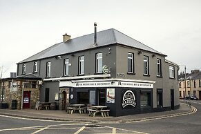 Maddens Bridge Bar & Guesthouse
