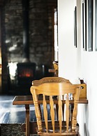 Maddens Bridge Bar & Guesthouse