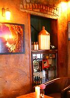 Maddens Bridge Bar & Guesthouse
