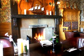 Maddens Bridge Bar & Guesthouse