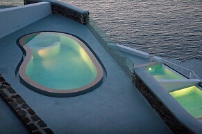 Grand Ambassador Santorini Hotel