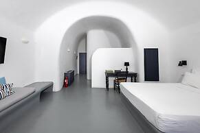 Grand Ambassador Santorini Hotel