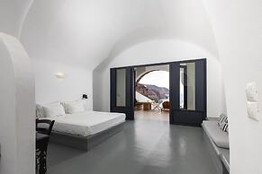 Grand Ambassador Santorini Hotel
