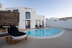 Grand Ambassador Santorini Hotel