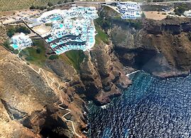 Grand Ambassador Santorini Hotel