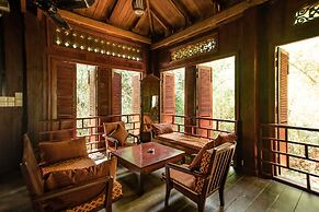 Rajabori Villas
