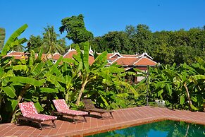 Rajabori Villas