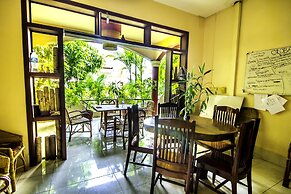 Bou Savy Guesthouse