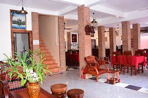 Bou Savy Guesthouse