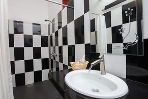 Bou Savy Guesthouse