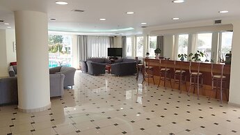 Sunny Bay Hotel
