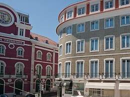 Teatro Boutique Rooms & Suites