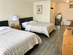 Lakeside Inn