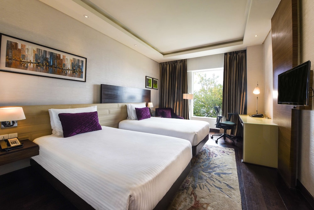 DoubleTree by Hilton Gurugram Baani Square