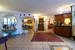 LH Hotel Paradiso
