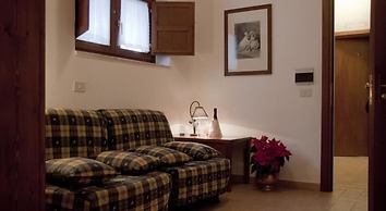 LH Hotel Paradiso