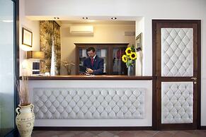 Queen Hotel