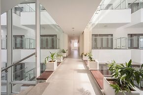 Nhi Phi Hotel
