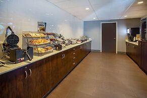 Microtel Inn & Suites by Wyndham Timmins