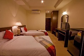 Suphan Lake Hometel