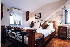 Galathea Hotel