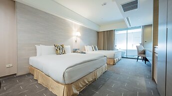 CHECK inn Select Taichung Dadun