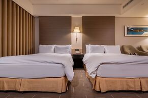 CHECK inn Select Taichung Dadun