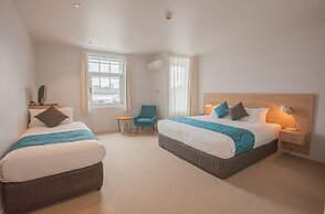 Customs House Hotel
