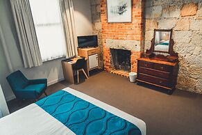 Customs House Hotel